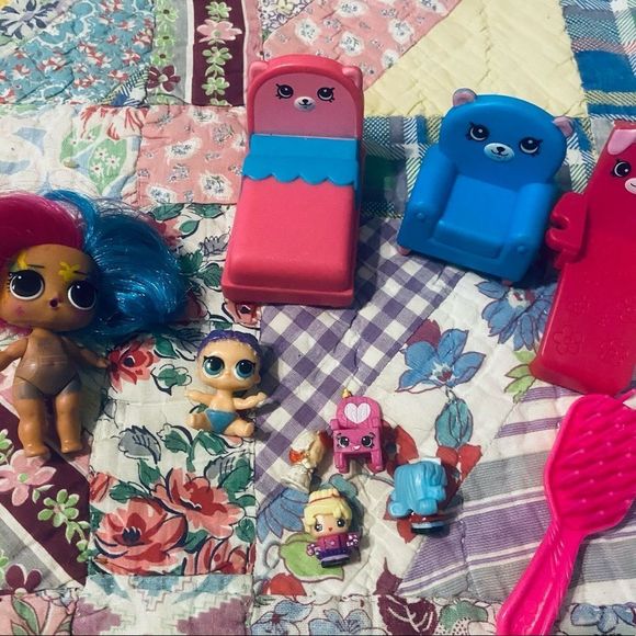 Toys | Lol Doll Splatters Hair Goals 3 Mini Dolls Furniture Shopkins ...